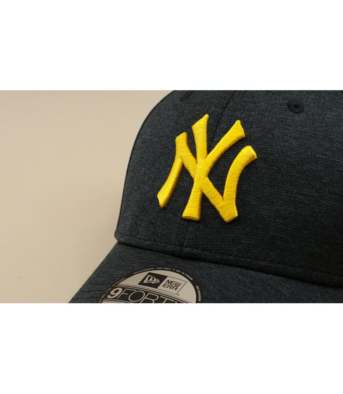 casquette NY noir jaune